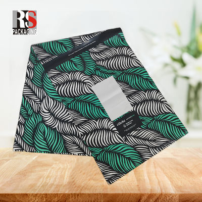 LDPE plástico Poly bolso de correo automático abanico bolsas de correo plegadas en un rollo tamaño personalizado