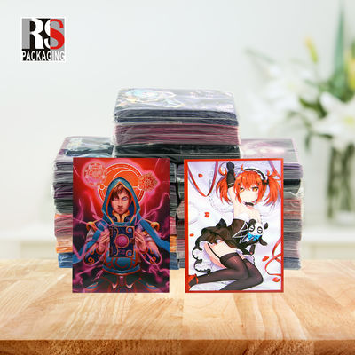 Las mangas de cartas de juego holográficas de cristal de piedra preciosa son imprescindibles para los profesionales de los negocios