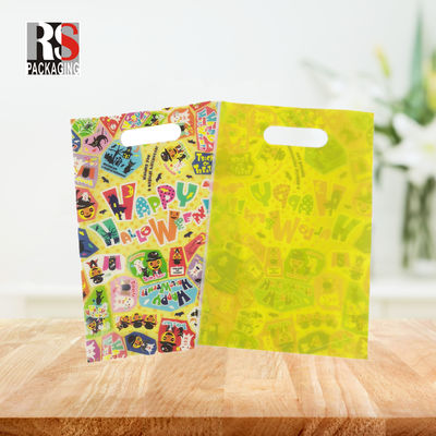 Bolsa de compras de LDPE opaca con mango cortado en forma de muesca Bolsa de compras de plástico de venta minorista Logotipo personalizado