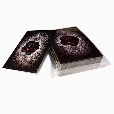 Las mangas personalizadas de los juegos de cartas de moda y las mangas protectoras muestran personalidad